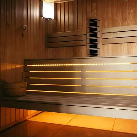 Alezzi Gorgeous Family Aparment Cu Piscina Năvodari