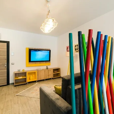 Alezzi Beach Gorgeous Family Aparment Cu Piscina Navodari