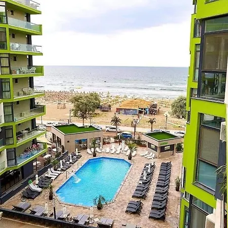 Apartment Alezzi Beach Gorgeous Family Aparment Cu Piscina