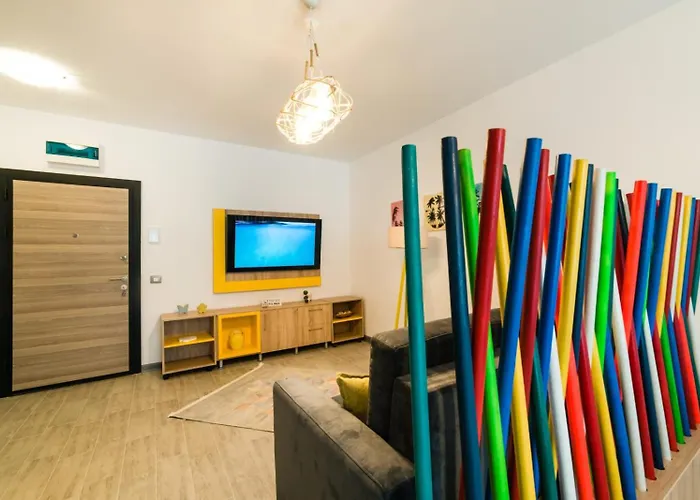 Alezzi Gorgeous Family Aparment Cu Piscina 那沃达利